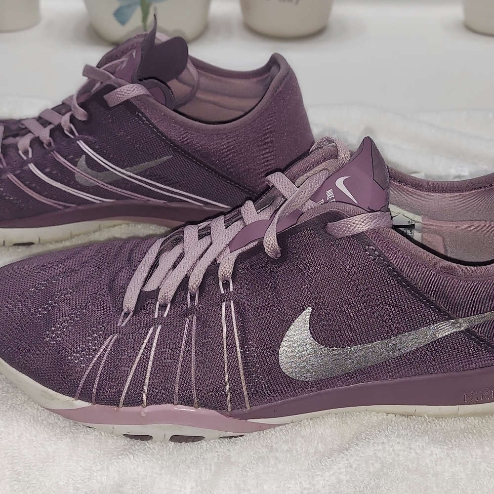 Women's Nike Free 6 TR